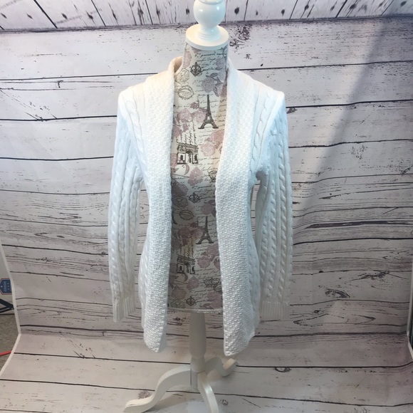 L.L. Bean Sweaters - L.L. Bean Cable Knit Size L Cardigan Sweater